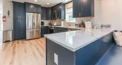 NEW HOME IN SEASIDE PARK SLEEPS 12!