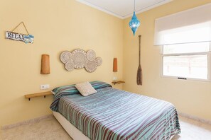 3 bedrooms, WiFi - Fantástico Chalet en la Playa (Dénia)