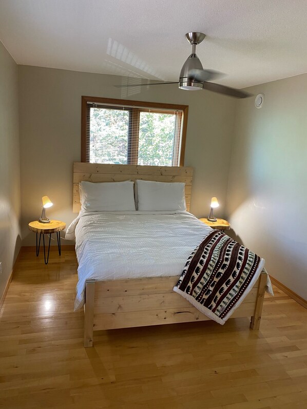 4 Schlafzimmer, Reisekinderbett, kostenloses WLAN, Bettwäsche