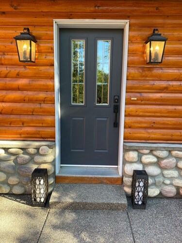 Folding Mountain Chalet - Jasper East