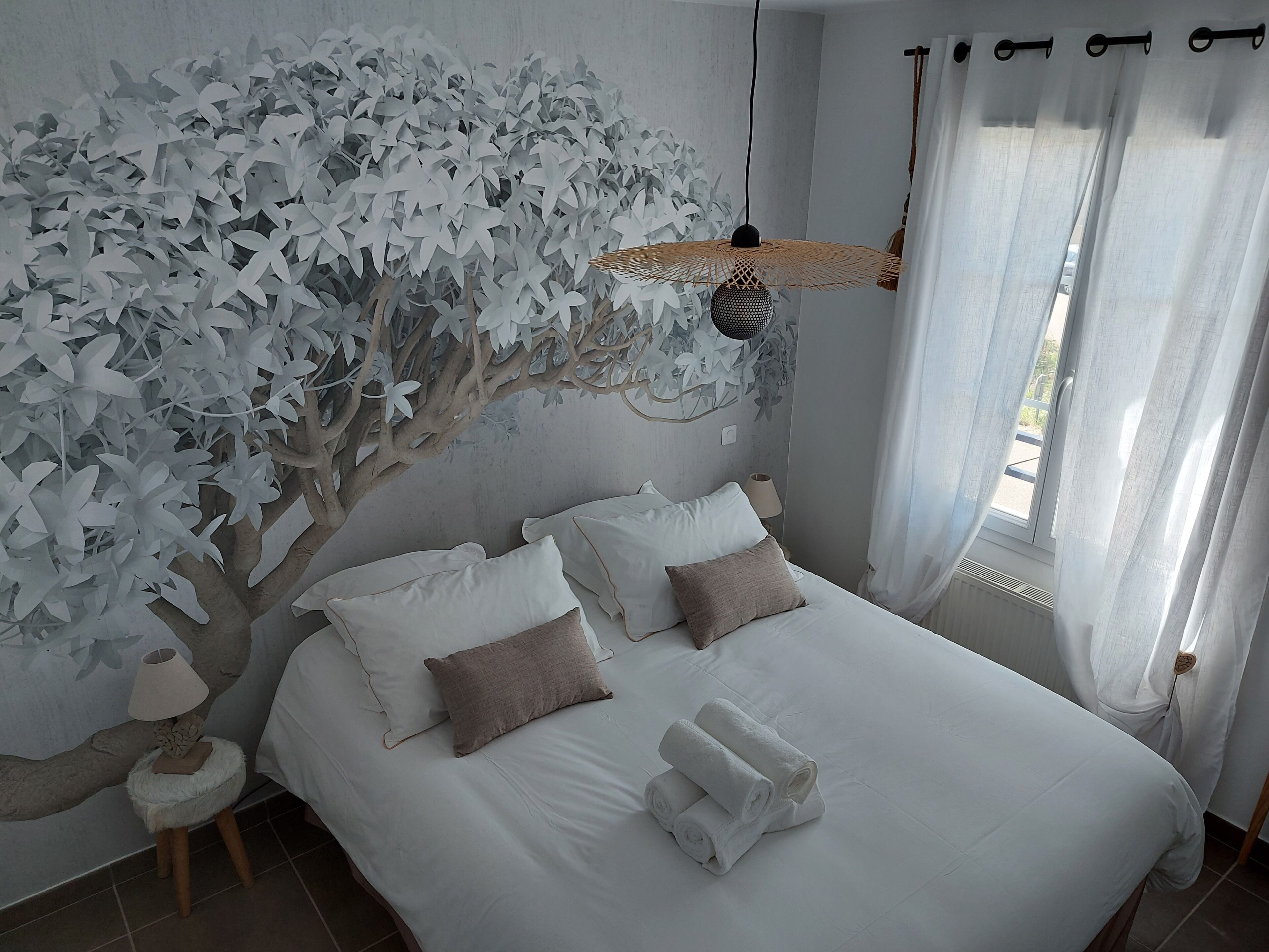 3 chambres, fer et planche à repasser, Wi-Fi gratuit, draps fournis