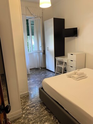 4 camere, ferro/asse da stiro, Wi-Fi gratuito, lenzuola