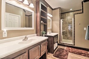 Combined shower/tub, hair dryer, towels, toilet paper