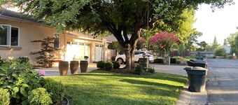 Beautiful Sierra Oaks Home - Perfect for Families