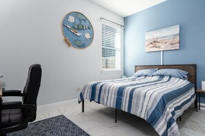 3 bedrooms, desk, free WiFi, bed sheets