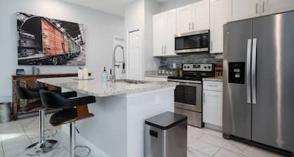 Brand New, Dog Friendly, 3Bd 2Ba, Great Location