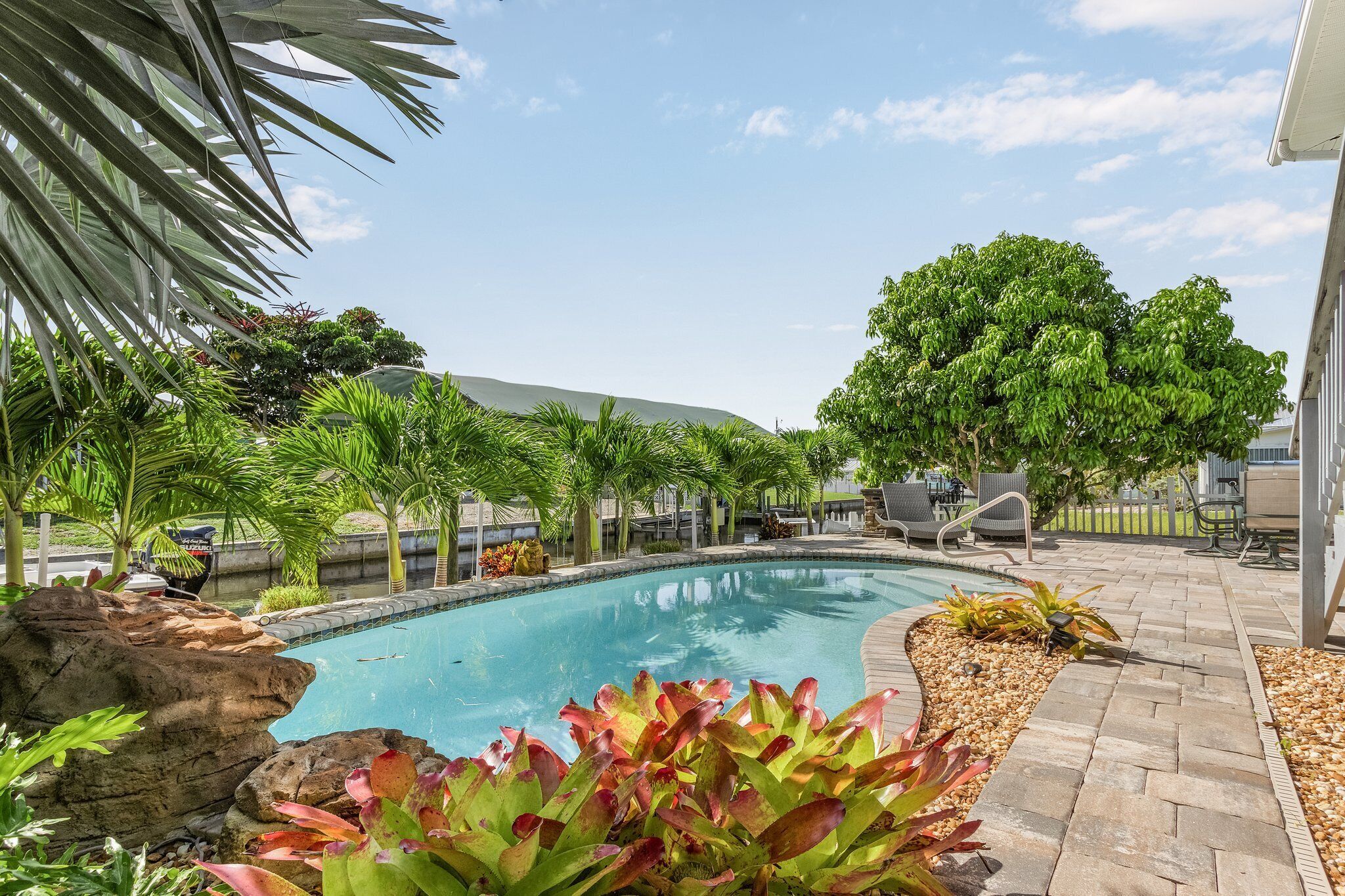 Florida Island Paradise Home, Bokeelia Canal, Pine Island, w/Pool  &  Boat Lift