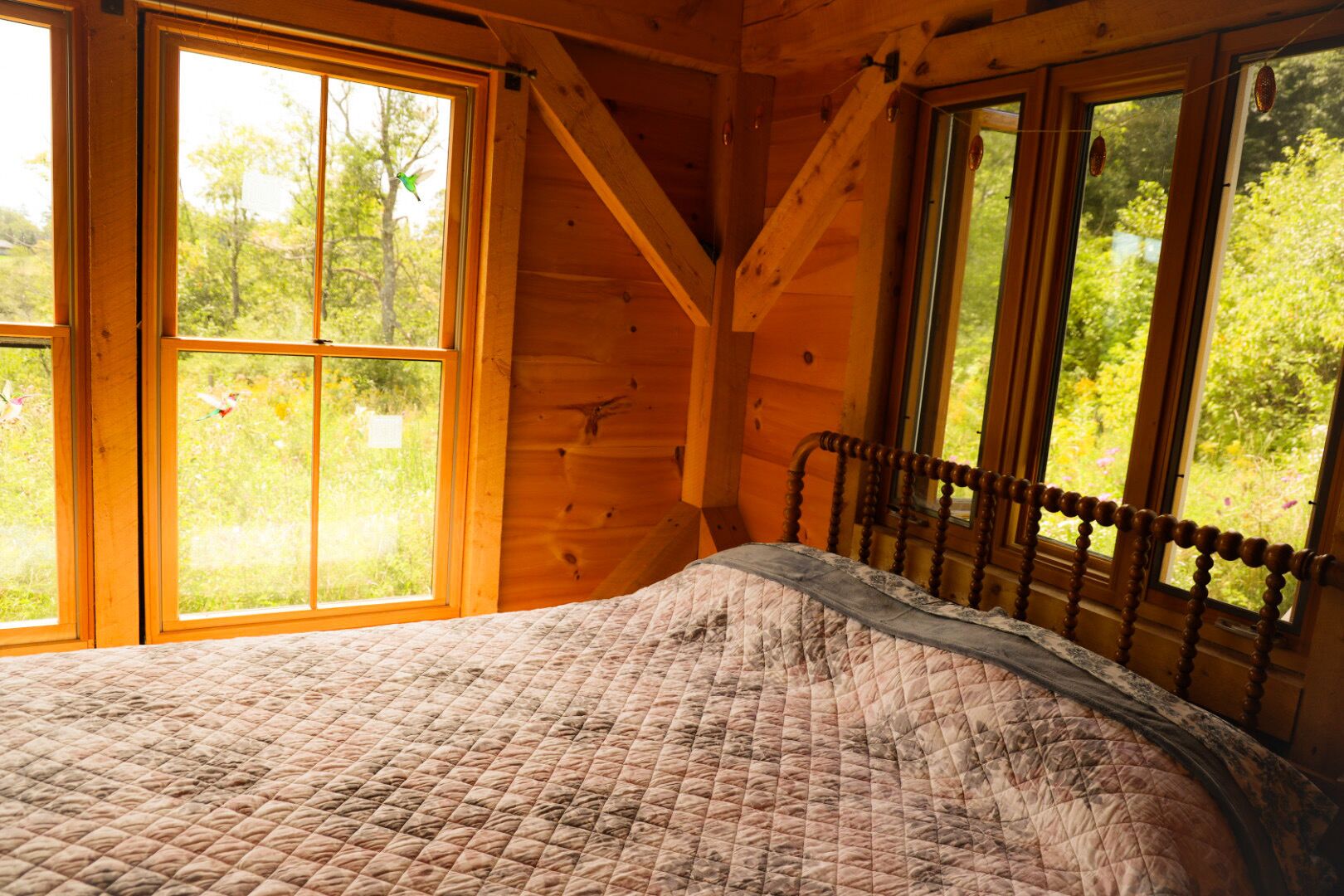 2 多间卧室、免费 WiFi、床单