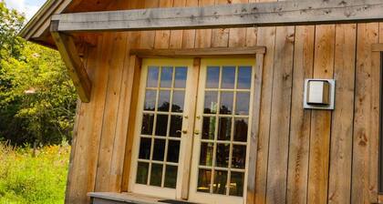 Coastal Maine Nature Retreat Cabin on Flower Farm