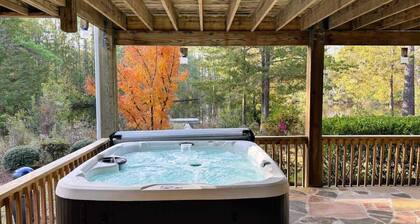 River Road Retreat - Heated Private Pool, Pond, Fi