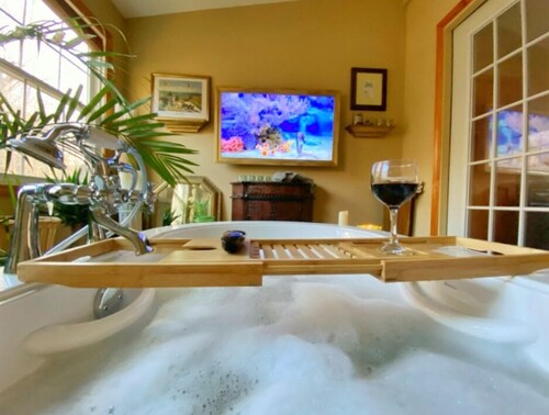 Beach! Surf! Fishing!  Rye, Portsmouth, Dog Friendly, Whole House!
