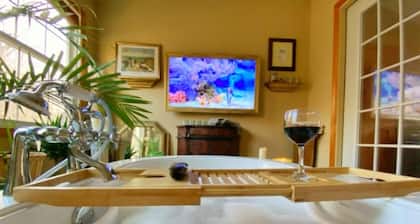 Beach! Surf! Fishing! Rye, Portsmouth, Dog Friendly, Whole House!
