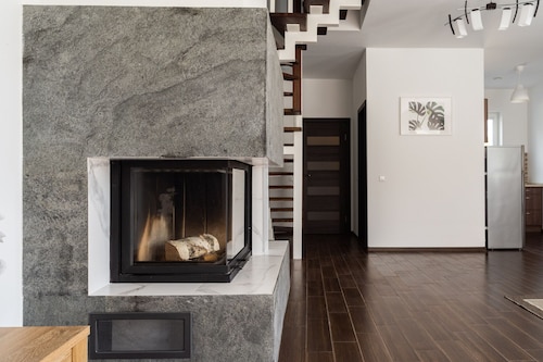 1 House Between two lakes