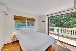 10 bedrooms, desk, iron/ironing board, travel crib - Casa D'Palma-steps to Sandy Beach! (Rincón)