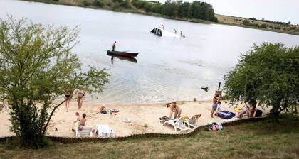 2 House Between two lakes