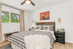 4 Schlafzimmer, Schreibtisch, Bügeleisen/Bügelbrett, kostenloses WLAN