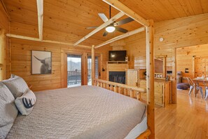 4 Schlafzimmer, Reisekinderbett, kostenloses WLAN, Bettwäsche