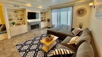 Smart-tv en een open haard