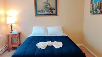 1 habitación, tabla de planchar con plancha, wifi y ropa de cama