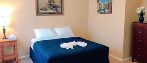 1 chambre, fer et planche à repasser, Wi-Fi, draps fournis