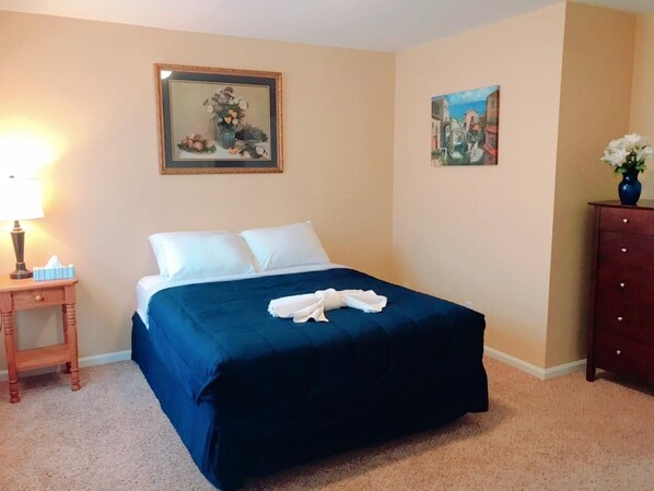 1 bedroom, iron/ironing board, WiFi, bed sheets