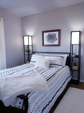 1 bedroom, free WiFi, bed sheets