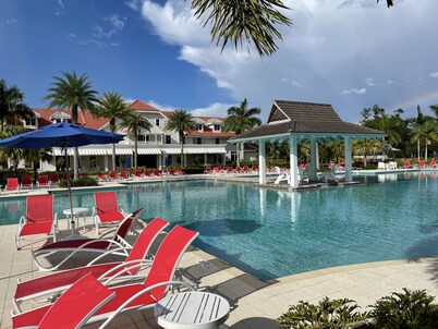 JANUARY 2026, 3 bedroom with office... private pool & spa!