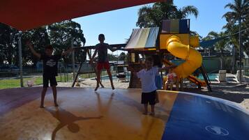 Children’s play area – outdoor