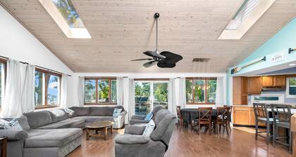 Indian Lake Waterfront Home & Boathouse - Boat Rental Available - Sleeps 16