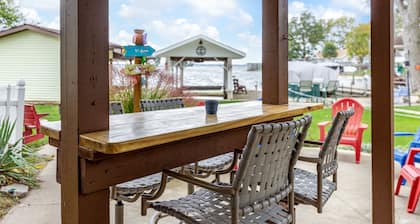 Indian Lake Waterfront Home & Boathouse - Boat Rental Available - Sleeps 16