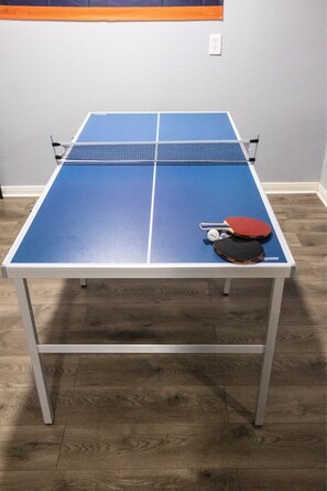 Spielezimmer