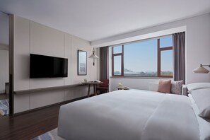 Deluxe Suite, 1 Bedroom | Premium bedding, down comforters, minibar, in-room safe - Beijing Marriott Hotel Yanqing (Yanqing)