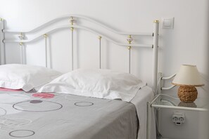 3 habitaciones, tabla de planchar con plancha y wifi gratis 