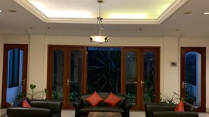 Reception - Arion Hotel Bandung (Bandung)