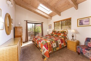 3 bedrooms, internet, bed sheets