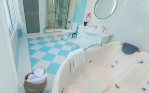 Shower, hair dryer, towels - Danai's Secluded Paradise - Azure Coastal Dreams (Kassandra)