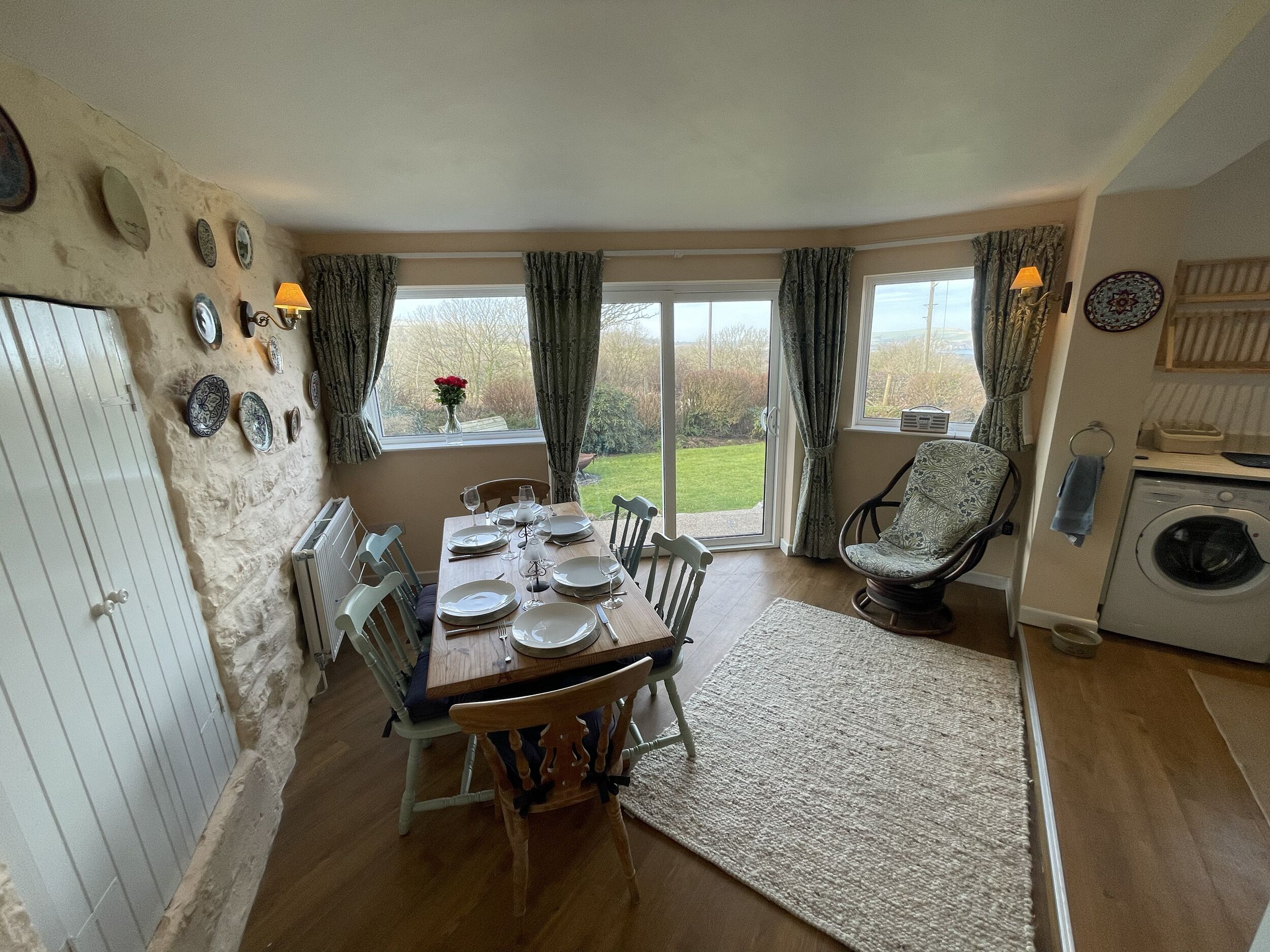Cottage | Interior