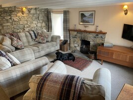 Cottage | Interior
