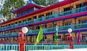 Front of property - New Honey Moon Hotel (Swat)