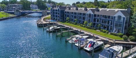 Marina/club náutico