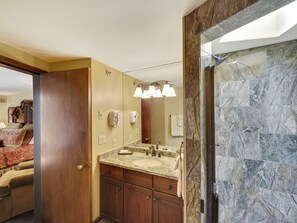 Shower, hair dryer, towels - Edgewater 354 |Top-Floor 2BR Condo | Pool, Hot Tub, Sauna | Sleeps 6 (Charlevoix)