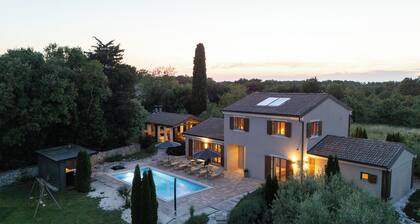 Villa Bonassini mir Whirpool, Sauna und 4 Schalzimmer