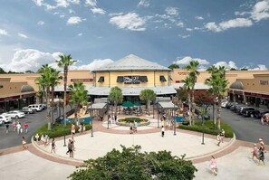 Point of interest - New Owner, Newly Remodeled, Steps from the beach  (Destin)