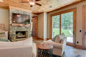 Smart TV, offices, printers