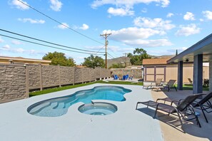 屋外プール、温水プール