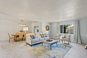 TV connectée, jeux vidéo, livres, chaîne hi-fi