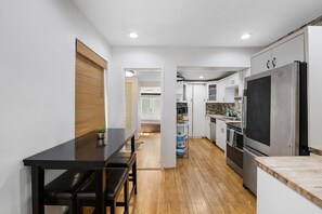 Private kitchen - PERFECT Location in Heart of Ft Lauderdale  (Fort Lauderdale)
