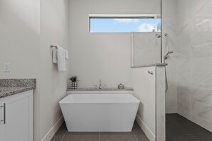 Bathtub
