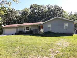 Exterior - Secluded 2 bedroom home close to Hermann (New Florence)
