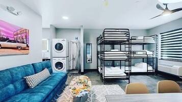2 chambres, fer et planche Ă  repasser, lit parapluie, Wi-Fi gratuit